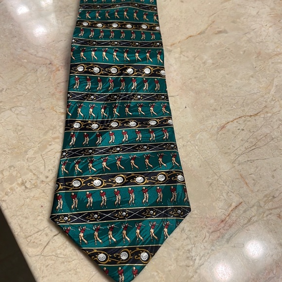 Crooks& Creed of London men’s silk tie, golf design, emerald green background - Picture 2 of 3